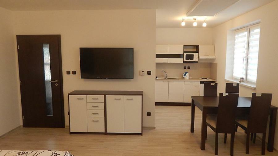 Apartmany Andrea Breclav Exterior photo
